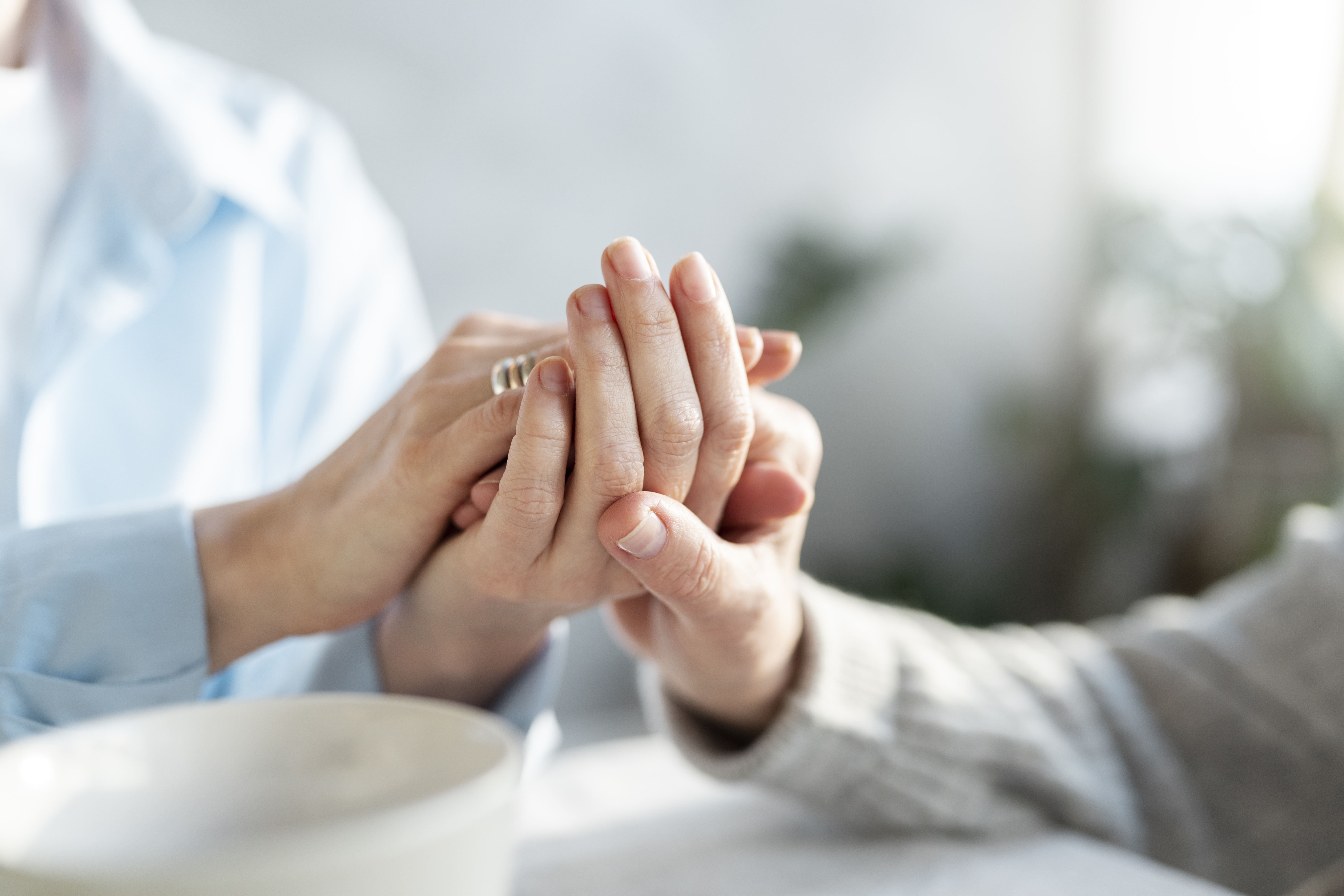 Elderly Care at Home – Senior Citizens ke liye Nurse and Caretaker Services